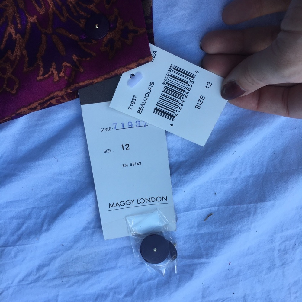 Silk Maggy London Dress - Picture 3 of 7